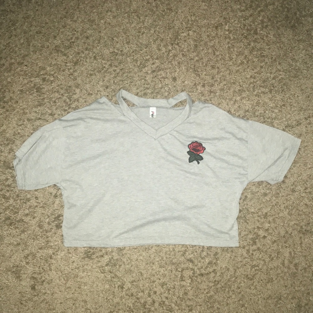 light grey cropped shirt